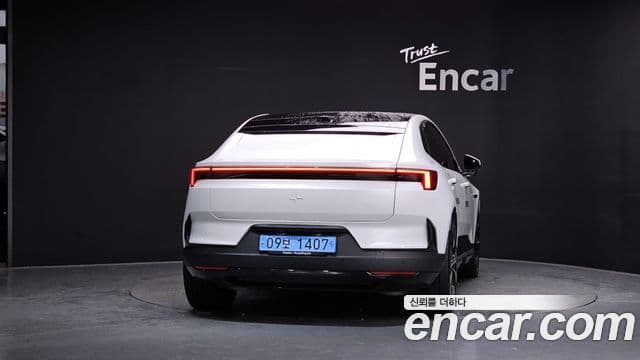 Polestar 4 Long Range