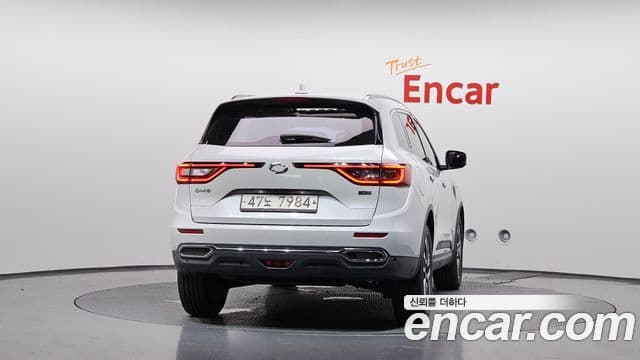 QM6 Motorină 4WD RE Signature