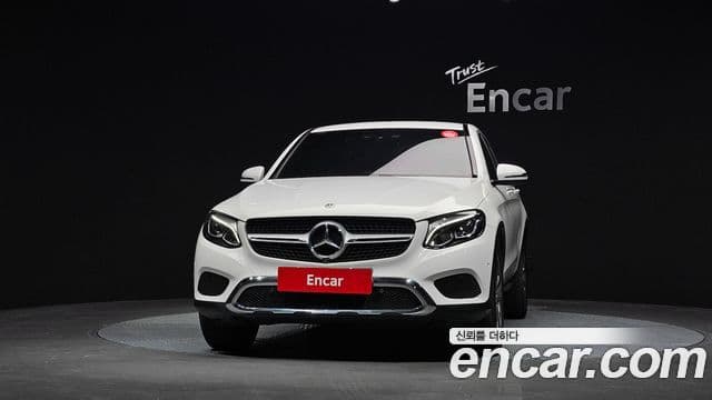 Clasa GLC GLC300 4MATIC Coupé