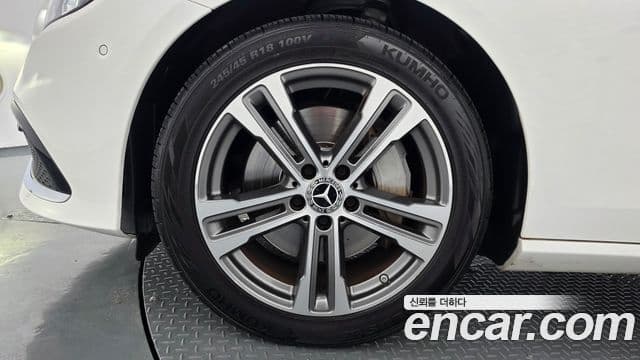 Clasa E E350 4MATIC Avantgarde