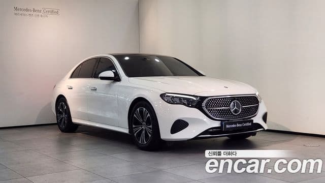 Clasa E E200 Avantgarde