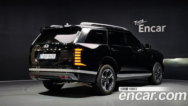 (LX3) Benzină 2.5T 2WD 7 locuri