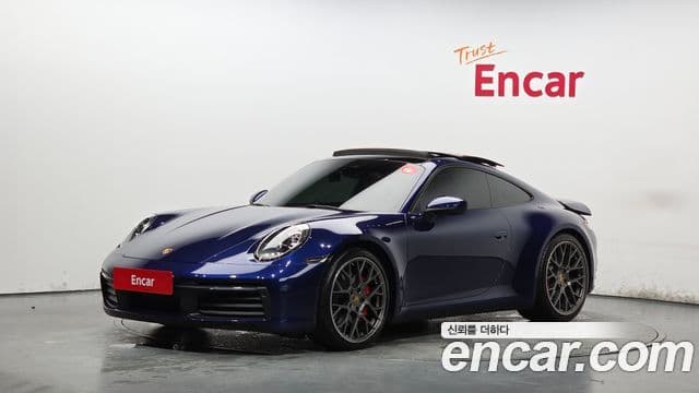 911 (992) Carrera 4S