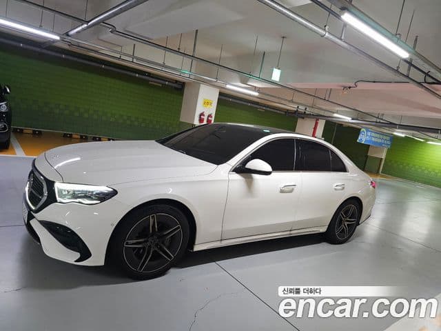 Clasa E E300 4MATIC AMG Line