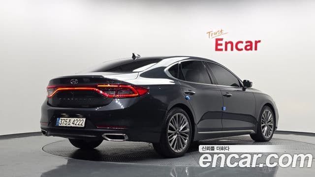 Grandeur 2.2 Motorină Premium