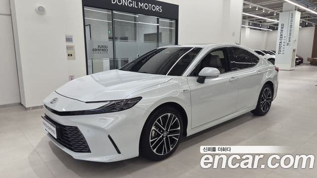 2.5 XLE Hybrid