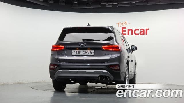 Santa Fe Motorină 2.0 2WD