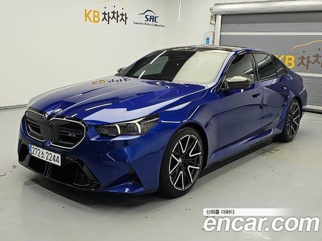 M5 M5 Sedan