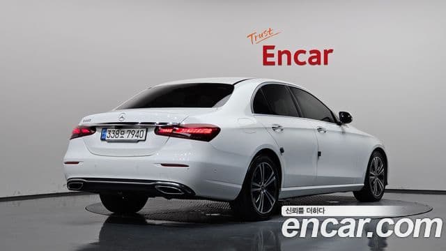 Clasa E E250 Avantgarde