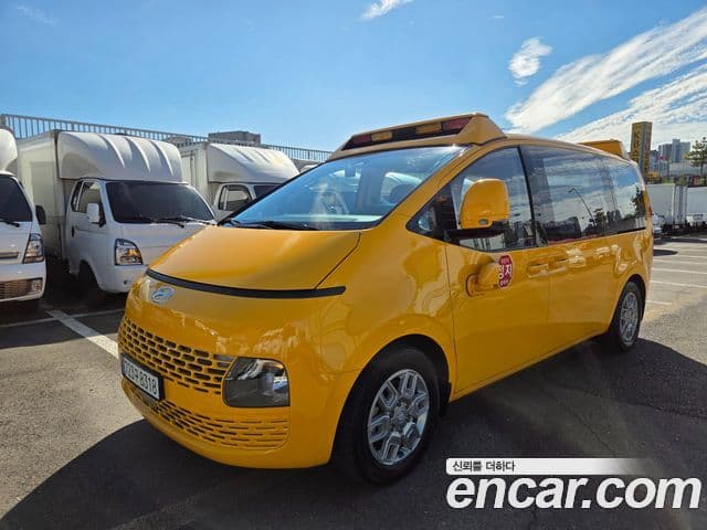Staria L3.5 School Bus
