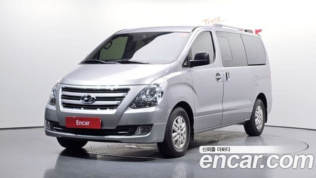 Grand Starex 5 locuri Van