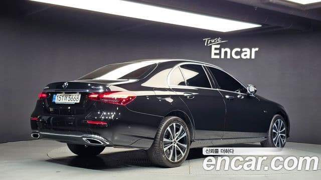 Clasa E E300e 4MATIC Exclusive