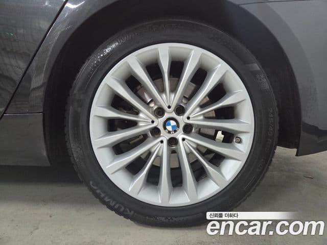 Seria 5 520i Luxury