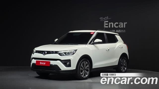 Very New Tivoli Benzină 1.5 2WD