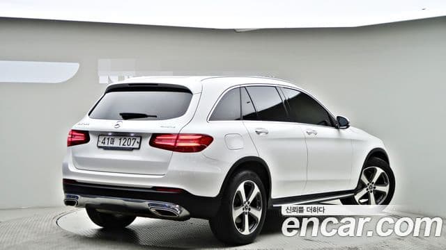 Clasa GLC GLC300 4MATIC