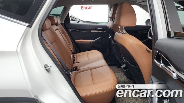 Seltos Benzină 1.6 Turbo 4WD