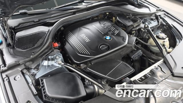 Seria 5 520d xDrive M Sport