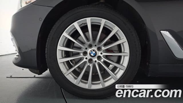 Seria 5 520i Luxury