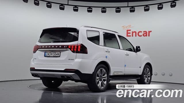 Mohave The Master Motorină 3.0 4WD 6 locuri