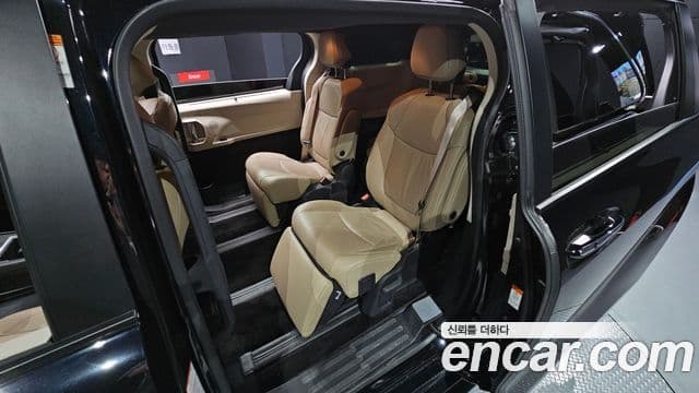 Sienna 2.5 Hybrid AWD