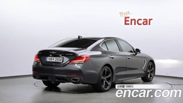 G70 2.0T AWD
