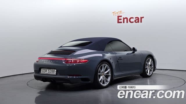 911 Carrera 4 Cabriolet