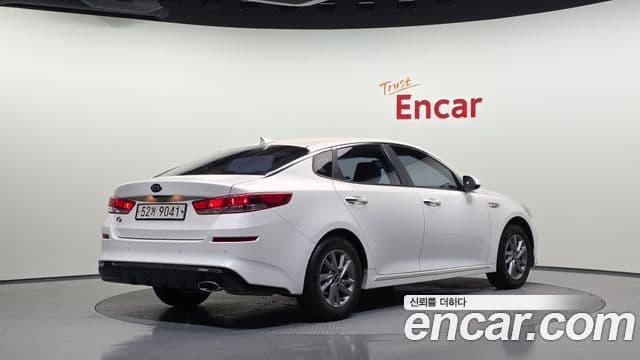 K5 2.0 LPI Rent-a-car