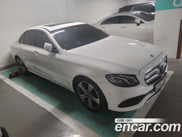 Clasa E E300 Avantgarde