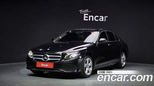 Clasa E E200 Avantgarde