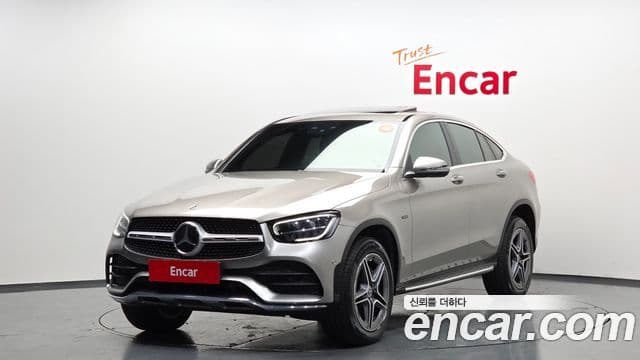 Clasa GLC GLC300e 4MATIC Coupé