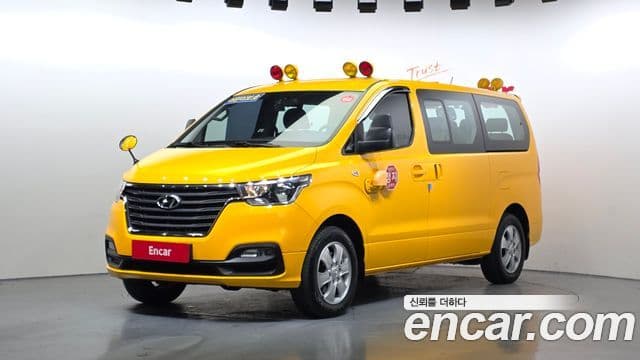 Grand Starex 4WD School Bus