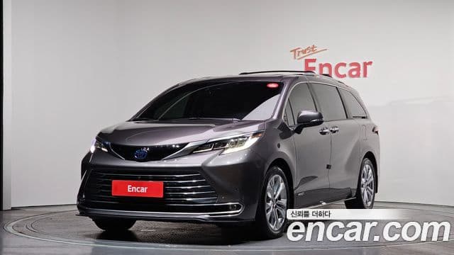 Sienna 2.5 Hybrid 2WD