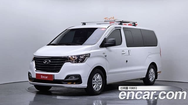 Grand Starex Camper