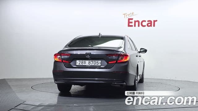 Accord 2.0 Hybrid Touring