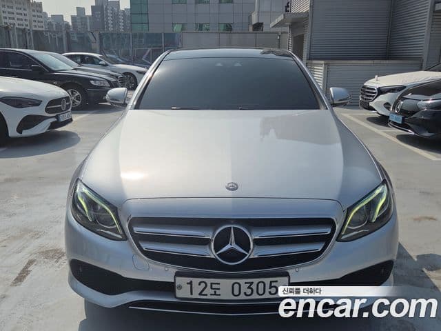 Clasa E E300 Avantgarde