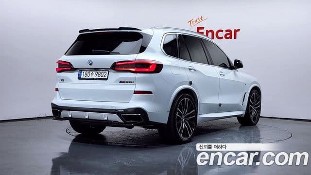 X5 M50i