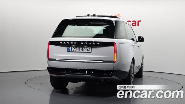 Range Rover P550E AB