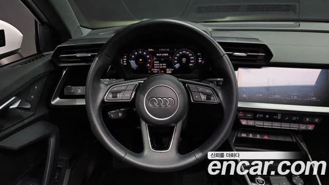 A3 (8Y) 40 TFSI