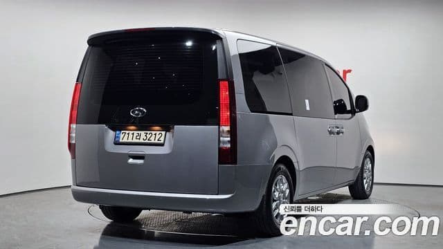 Staria L3.5 Tourer 11 locuri