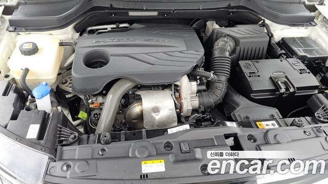 Very New Tivoli Benzină 1.5 2WD