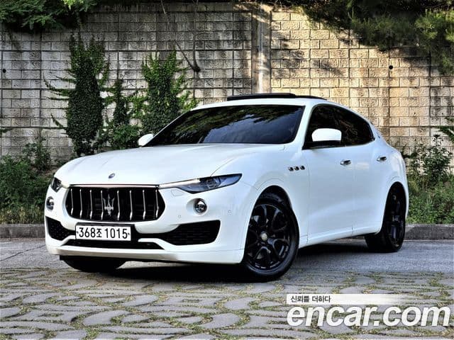 3.0 Motorină AWD Luxury