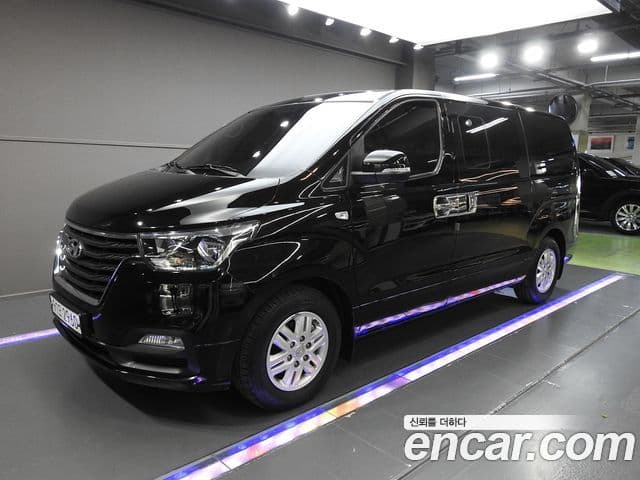 Grand Starex Van 5 locuri