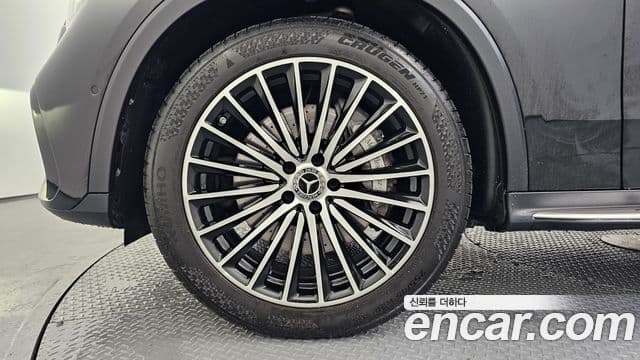 Clasa GLC GLC300 4MATIC AMG Line