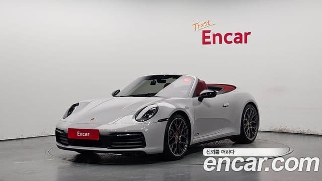 911 (992) Carrera 4 Cabriolet