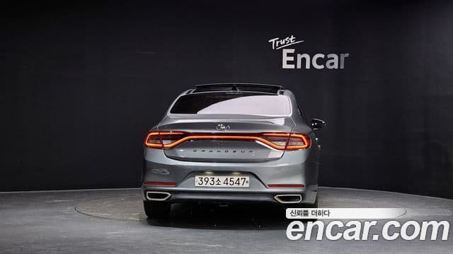 Grandeur 3.0 LPi Modern (Rent-a-car)