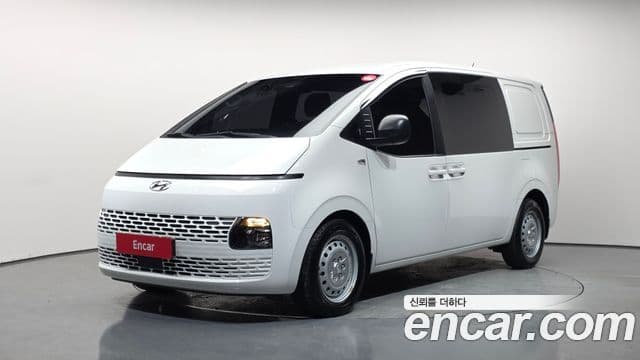 Staria Cargo 5 locuri
