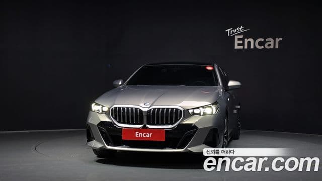 Seria 5 530i xDrive M Sport