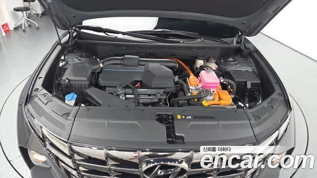 (NX4) Premium 2WD