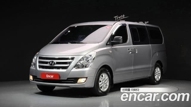 Grand Starex 5 locuri Van
