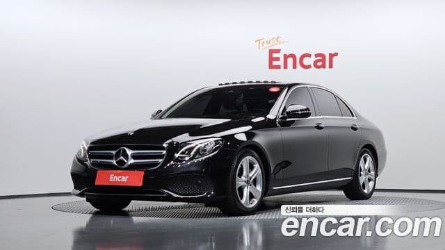 Clasa E E200 Avantgarde